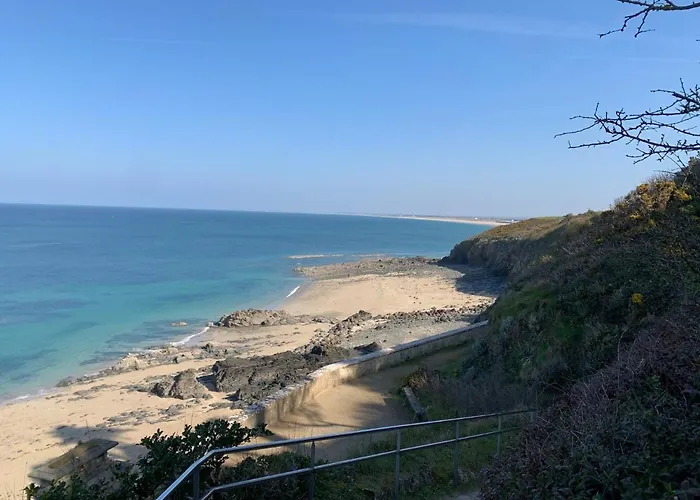 Casa vacanze L'annexe, F2 Avec Jardin, 800 M De La *