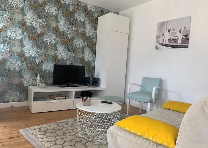 L'annexe, F2 Avec Jardin, 800 M De La * Donville-les-Bains